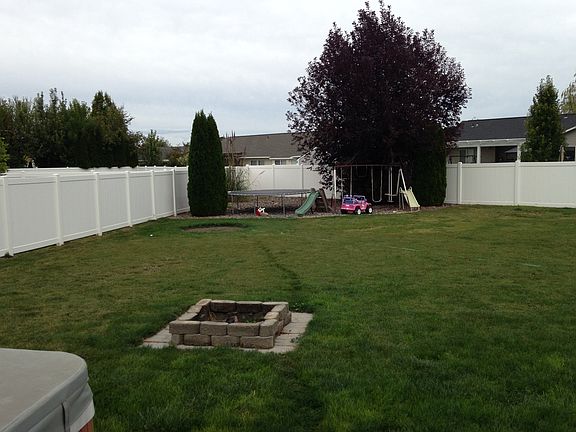 4th image of 1382 Northern Pine Dr