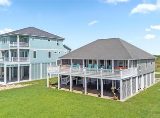 436 Atkinson St, Crystal Beach, TX 77650
