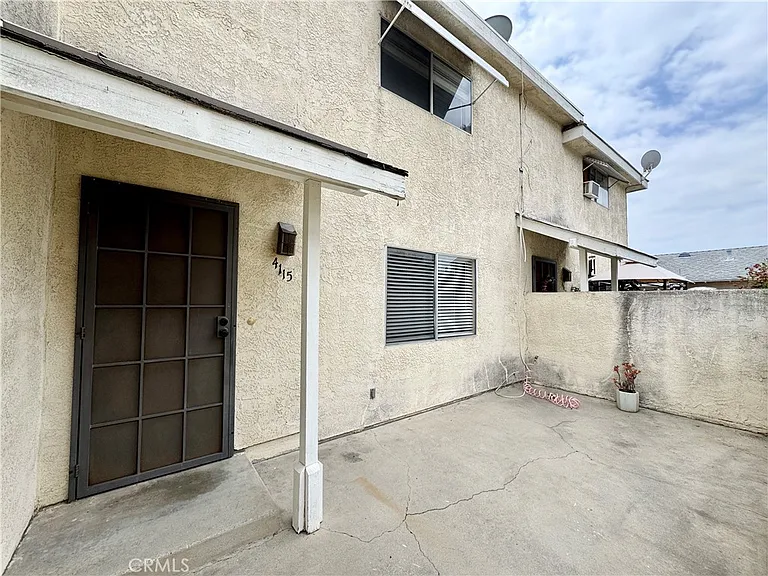 4115 Farquhar Ave — Photo 1