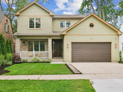 824 N Ridge Ave, Arlington Heights, IL, 60004