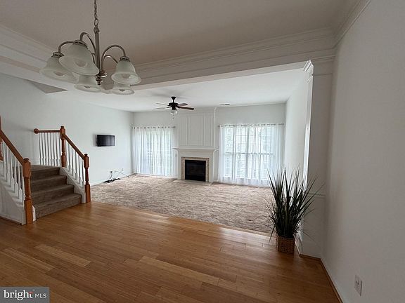 5th image of 27 Addison Ct Unit 2804