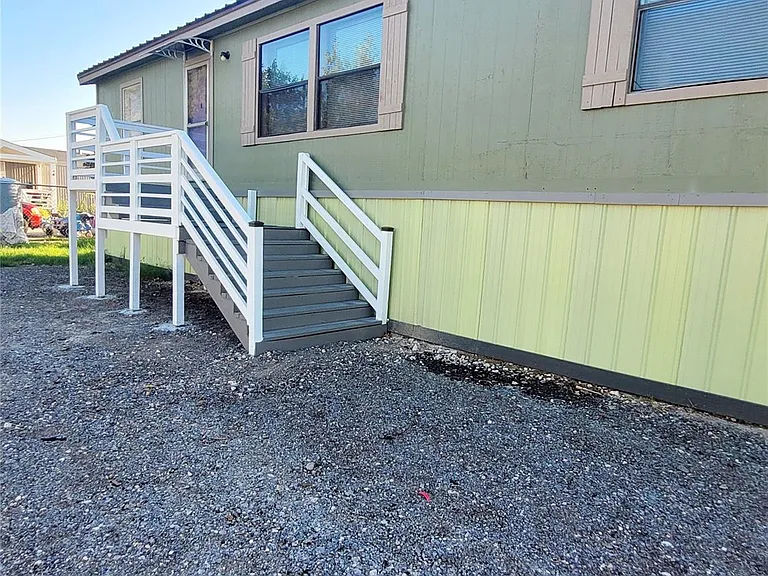3234 Bobbie St #B — Photo 10