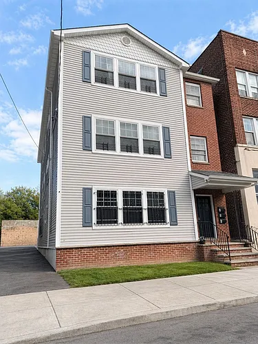 306 S 11th St #1 Photo 1
