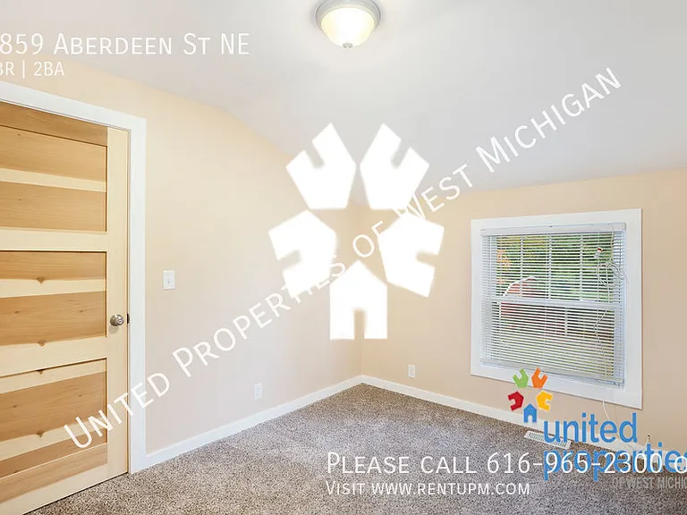 1859 Aberdeen St NE — Photo 10