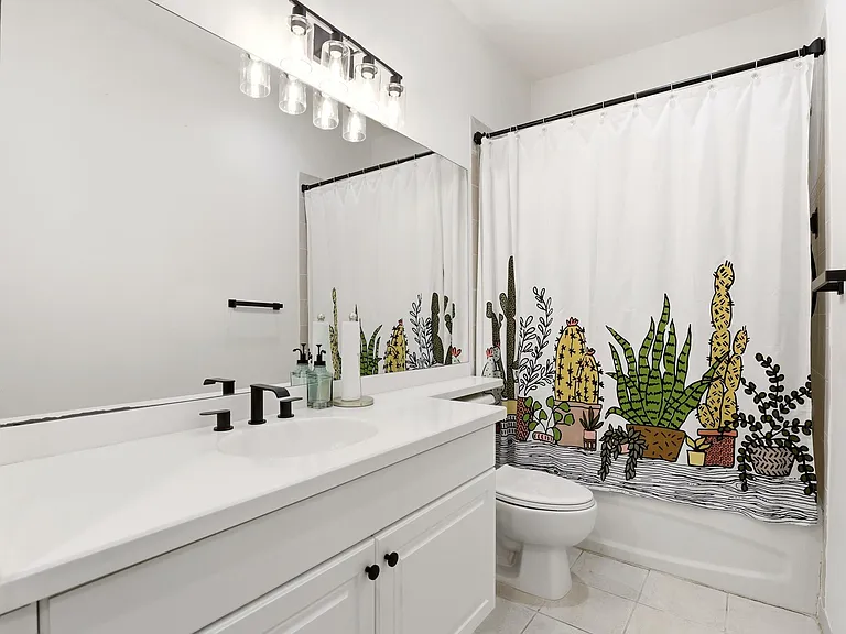 80 Nottingham Pl — Photo 14