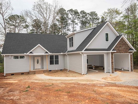 2nd image of 193 Lands End Ln