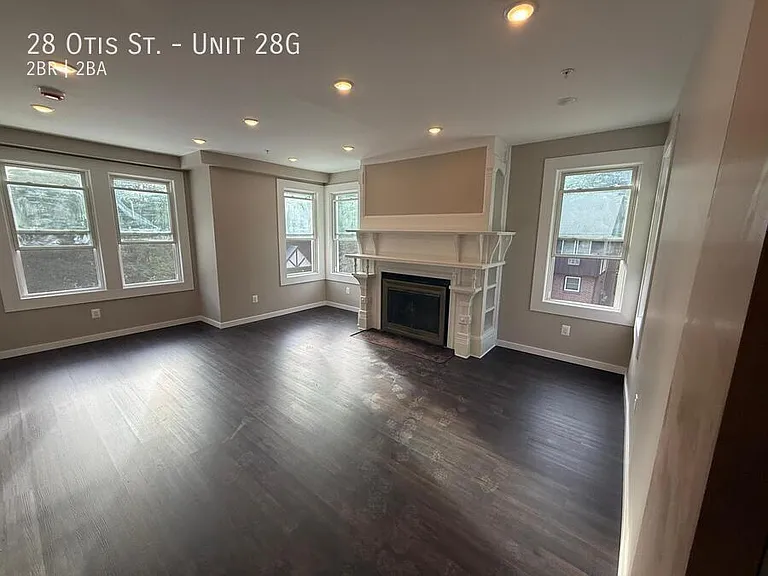28 Otis St #28G — Photo 11