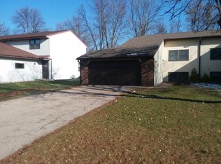 1724 N Whitney Dr, Appleton, WI 54914