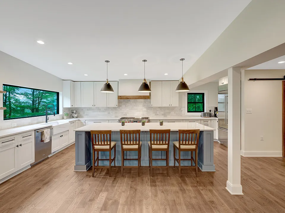 10904 Belgravia Ct