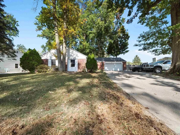 6829 Forest Glen Ct, Fort Wayne, IN 46815