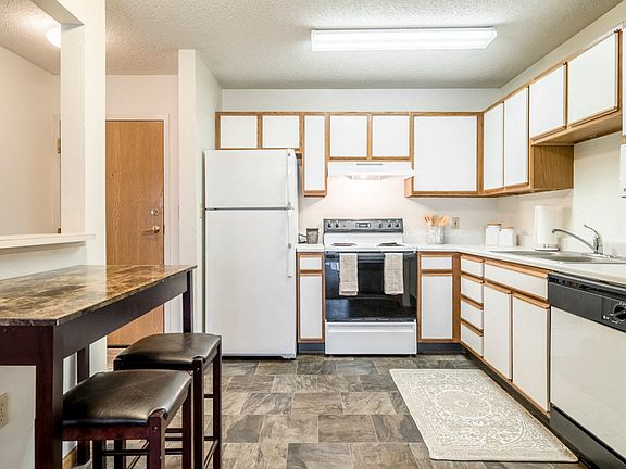 Our spacious kitchens even have room for a breakfast table.
