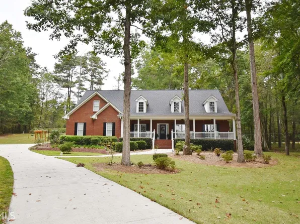 1355 Old Loganville Rd, Loganville, GA 30052