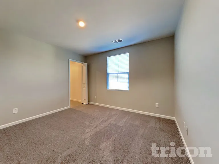 757 Sequoia Dr — Photo 11