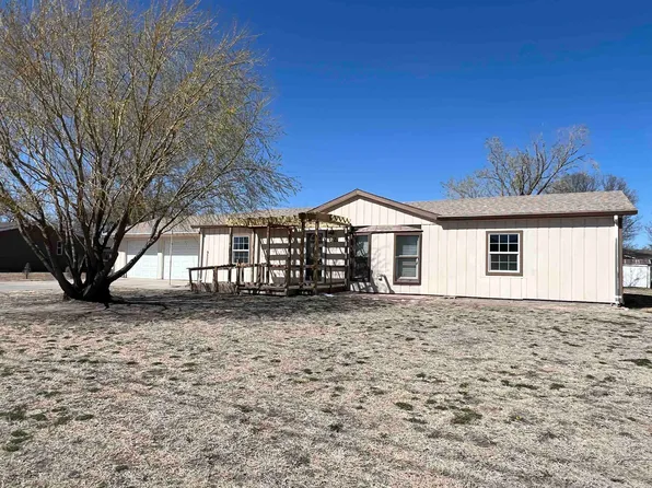 621 W Walker Rd., North Platte, NE 69101