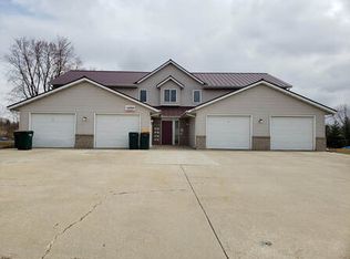 112 Lakewood Ter #4, Marshall, WI 53559