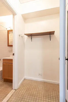 Sold by Rhona Realty | media 6