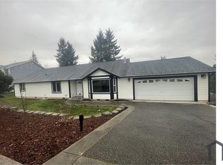 1700 Winterwood Dr, Centralia, WA 98531