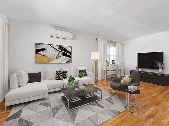 3rd image of 67-36 52nd Rd