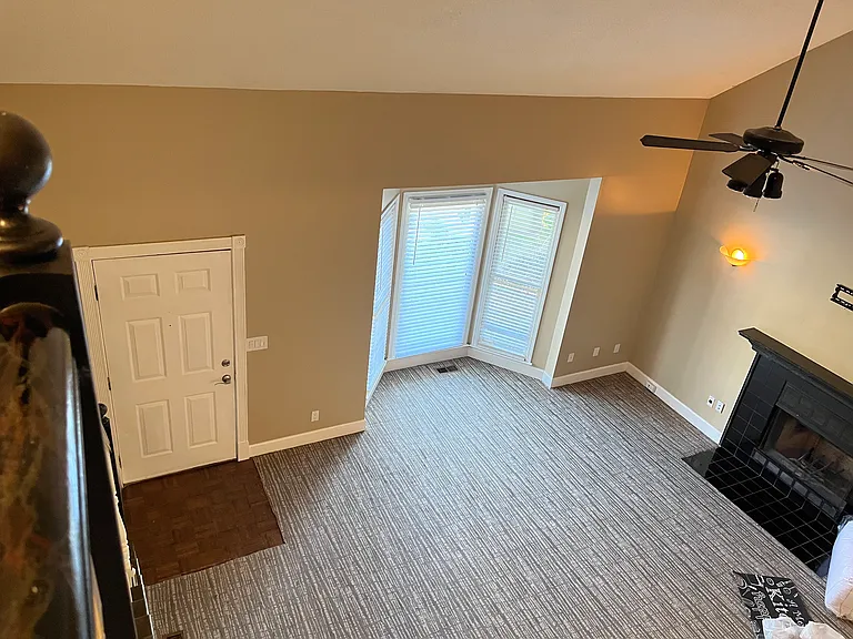 1126 Magnolia Way SE — Photo 4