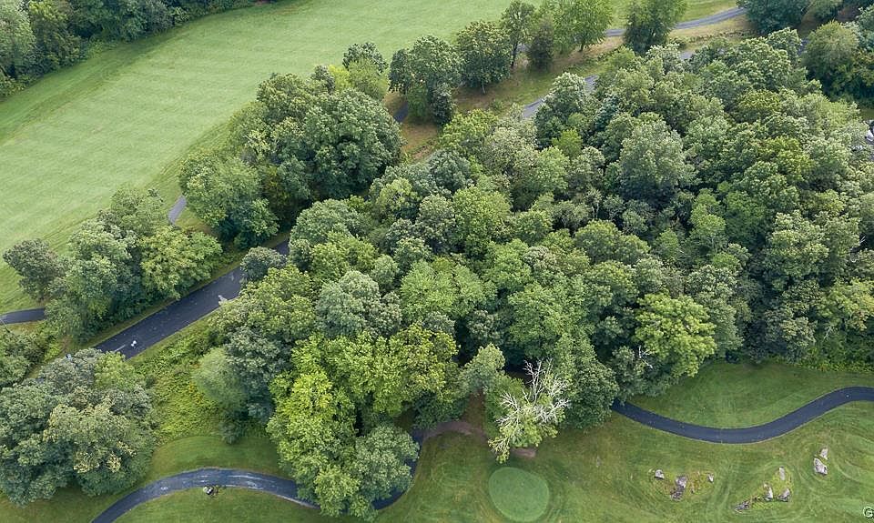 2nd image of 69 Great Bear Way
