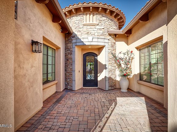 5th image of 8925 E ROSEDALE Circle