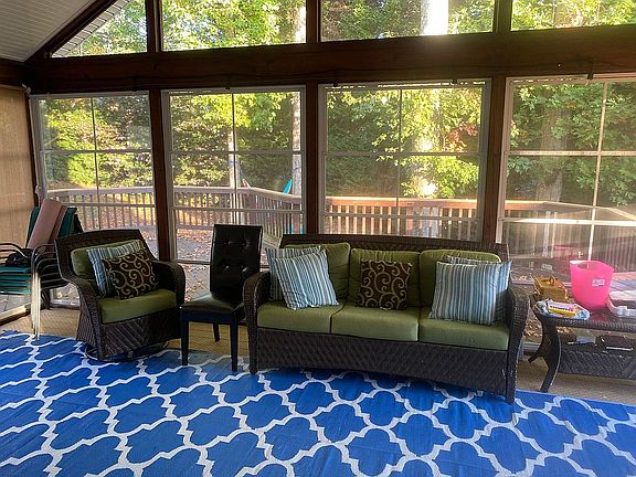Screened In Porch