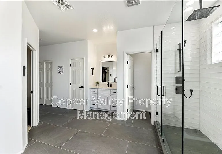10600 W Alex Ave — Photo 9
