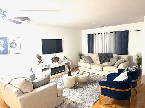 1005 Simsbury Ct #MAIN Photo 1