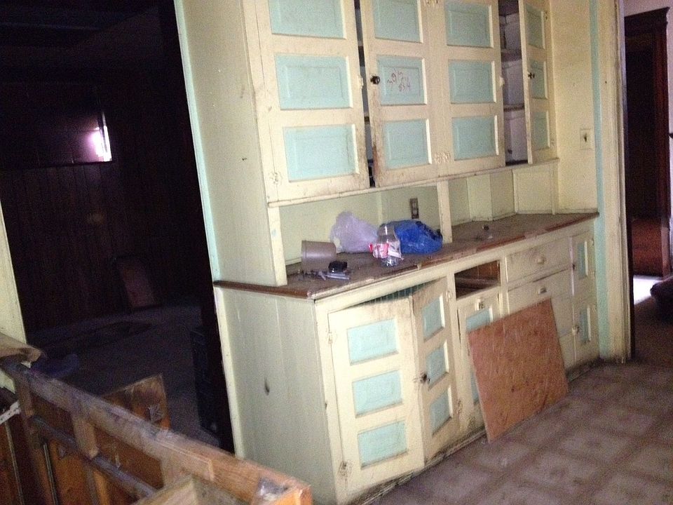 2nd image of 140 Collingwood St