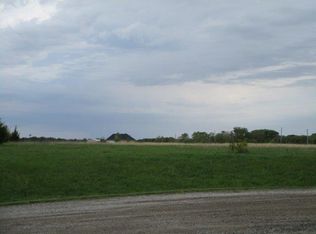 1400 Land Rd E, Lawrence, KS 66046