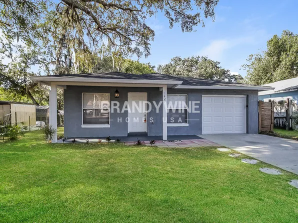 1423 N Tremain St, Mount Dora, FL 32757