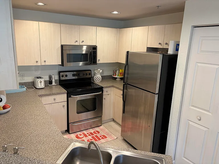 1803 N Flagler Dr #310 — Photo 7