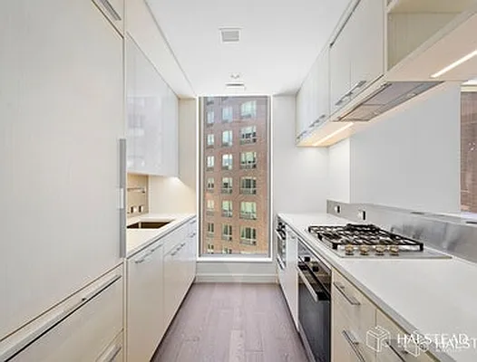 Rented by Halstead Real Estate | media 2