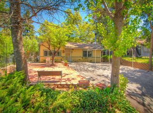 275 Spruce Ln, Crestline, CA 92325