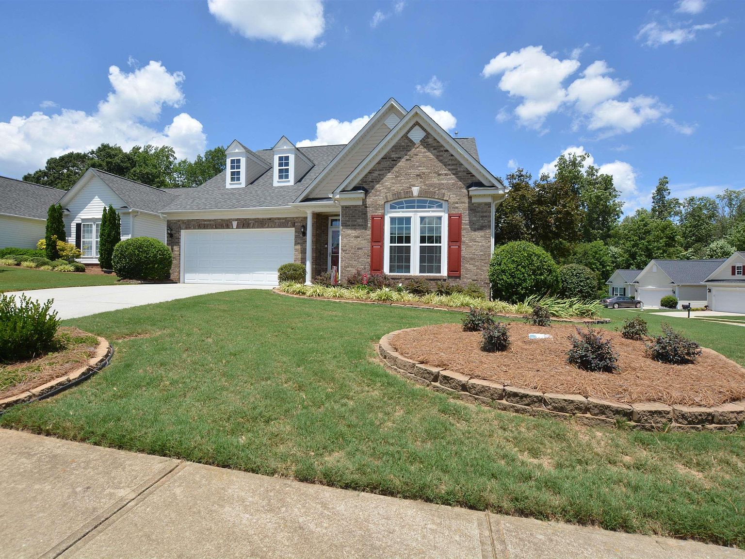 2 Bamburgh Brae Ct, Simpsonville, SC 29681 | Zillow