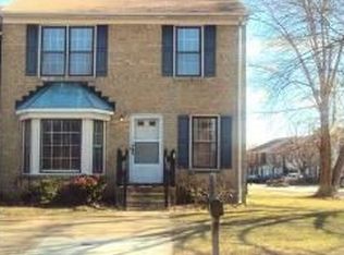 622 Thomas Nelson Dr, Virginia Beach, VA 23452