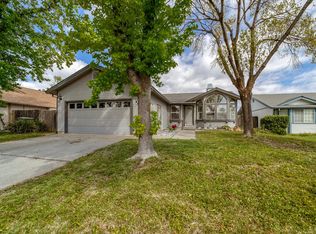 450 Viewpoint Dr, Redding, CA 96003