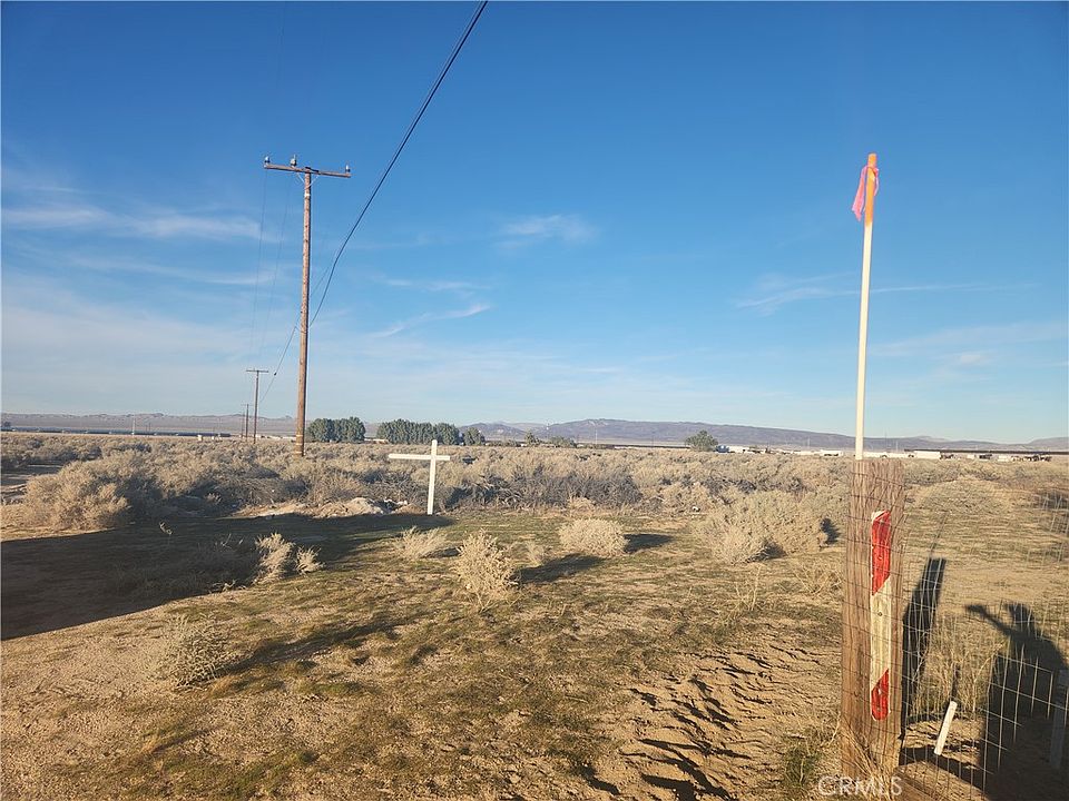 1st image of 20 Edie Rd
