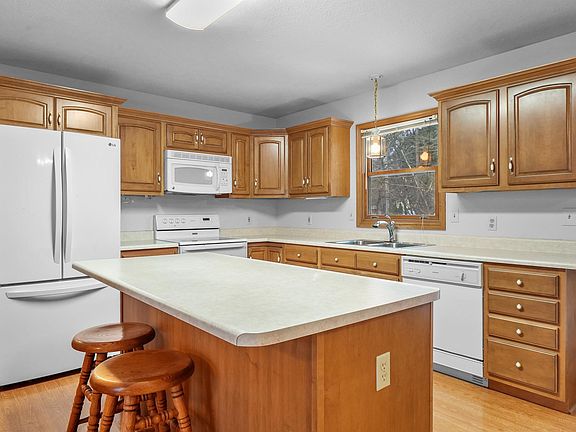 2nd image of 4327 Benson Rd