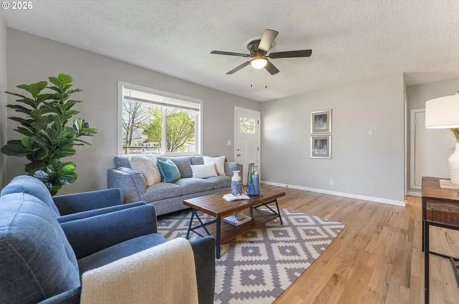 7915 N Exeter Ave — Photo 5