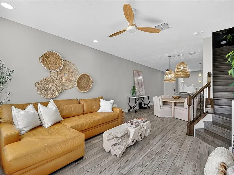 2419 Foggy Creek Cir — Photo 16
