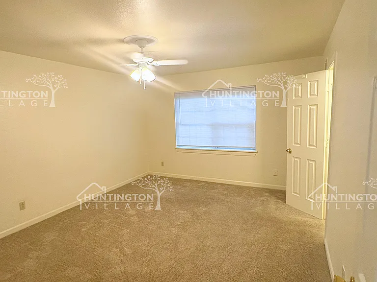 713 Randolph Ave — Photo 2