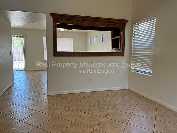2nd image of 10621 W Poinsettia Dr
