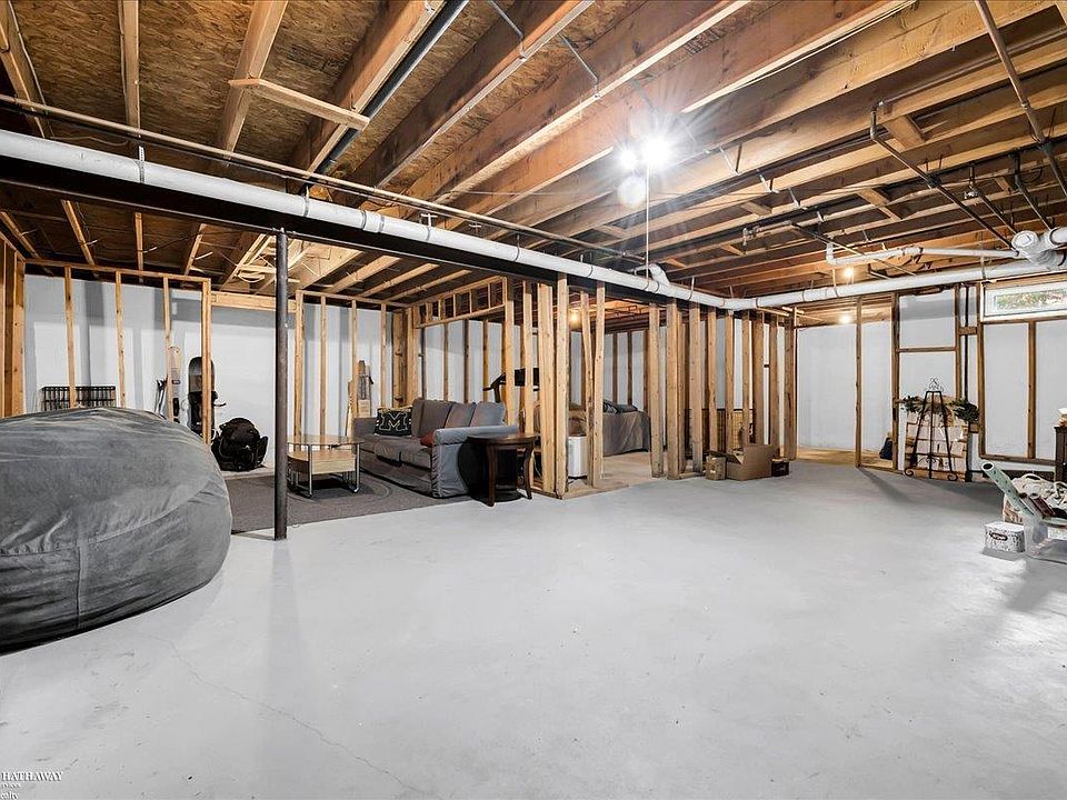 8828 Meskill Rd, photo 30