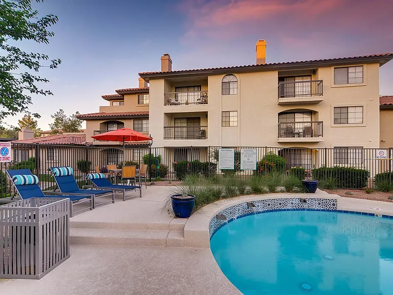 Chazal Scottsdale — Photo 23