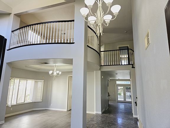 4th image of 4959 Beauchamp Ct