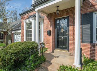 1335 Monier Pl, Saint Louis, MO 63122