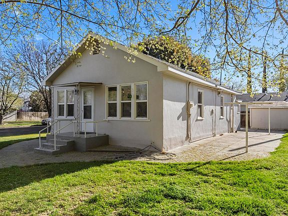 2nd image of 1003 4th St