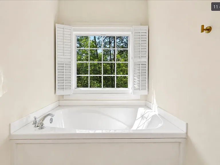 8609 Raccoon Island Rd — Photo 12