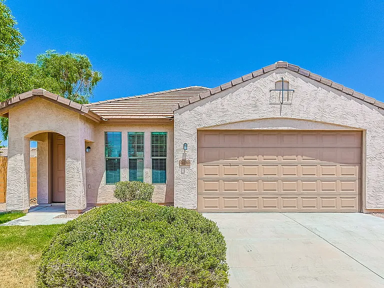 46186 W Holly Dr — Photo 1